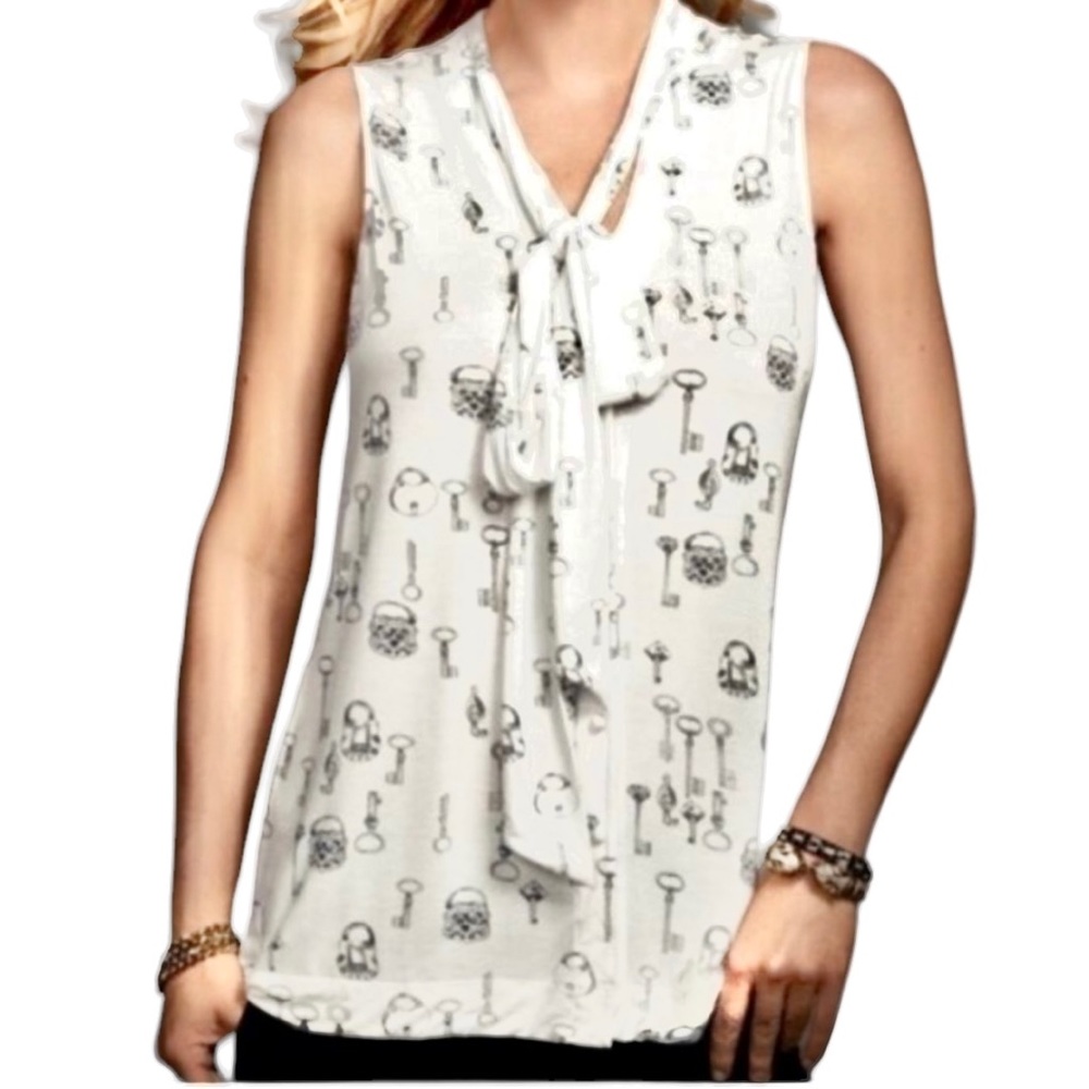 Cabi Keys Please Blouse Ivory Neck Tie Locks Size Medium